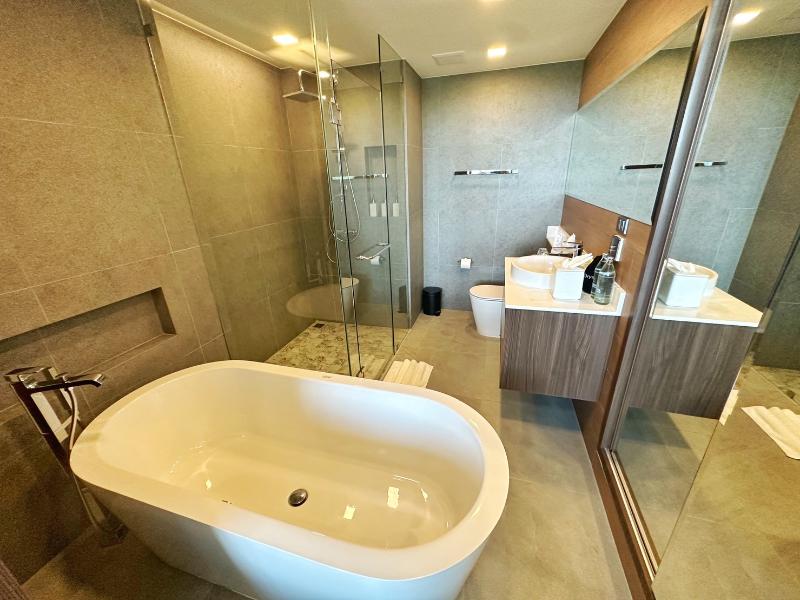 The Proud Karon Beach Phuket Trademark Wyndham - Oda