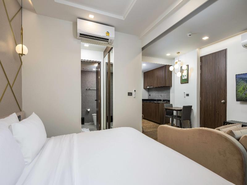 The Proud Karon Beach Phuket Trademark Wyndham - Oda