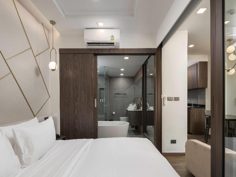 The Proud Karon Beach Phuket Trademark Wyndham - Oda