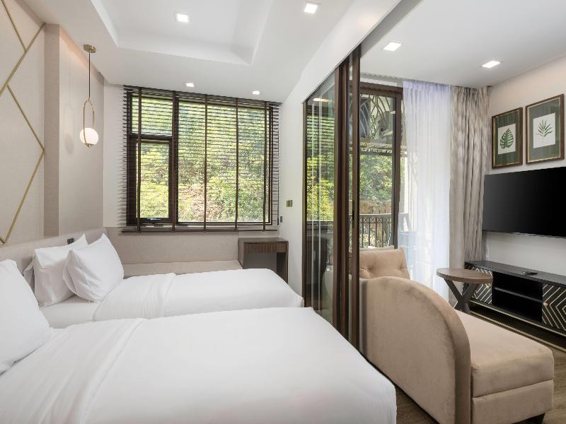 The Proud Karon Beach Phuket Trademark Wyndham - Oda