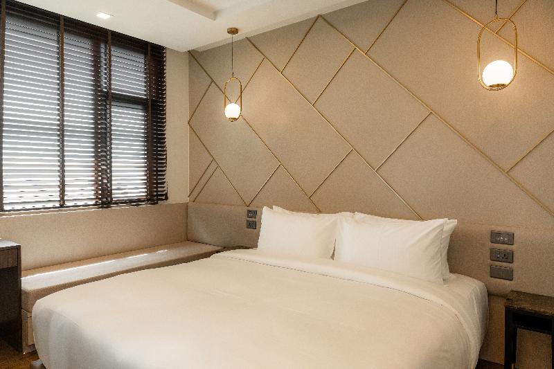 The Proud Karon Beach Phuket Trademark Wyndham - Oda
