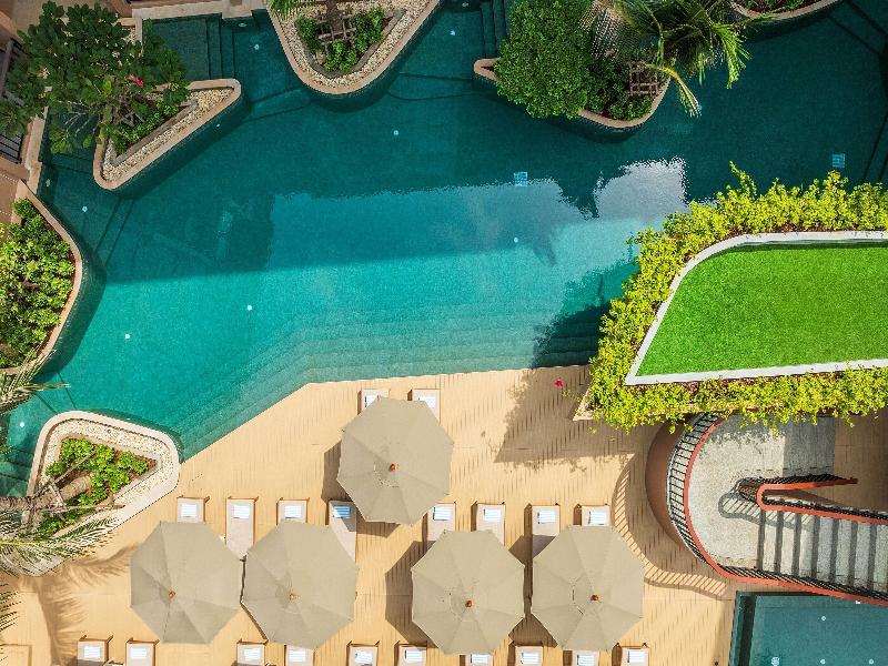 The Proud Karon Beach Phuket Trademark Wyndham - Havuz