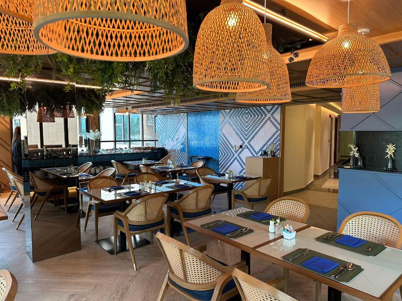 The Proud Karon Beach Phuket Trademark Wyndham - Restoran