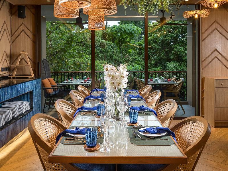 The Proud Karon Beach Phuket Trademark Wyndham - Restoran