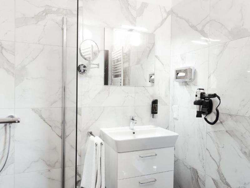 The Rooms - Hotel & House - Oda