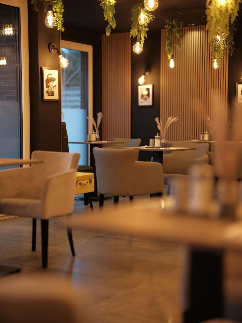 The Rooms - Hotel & House - Restoran
