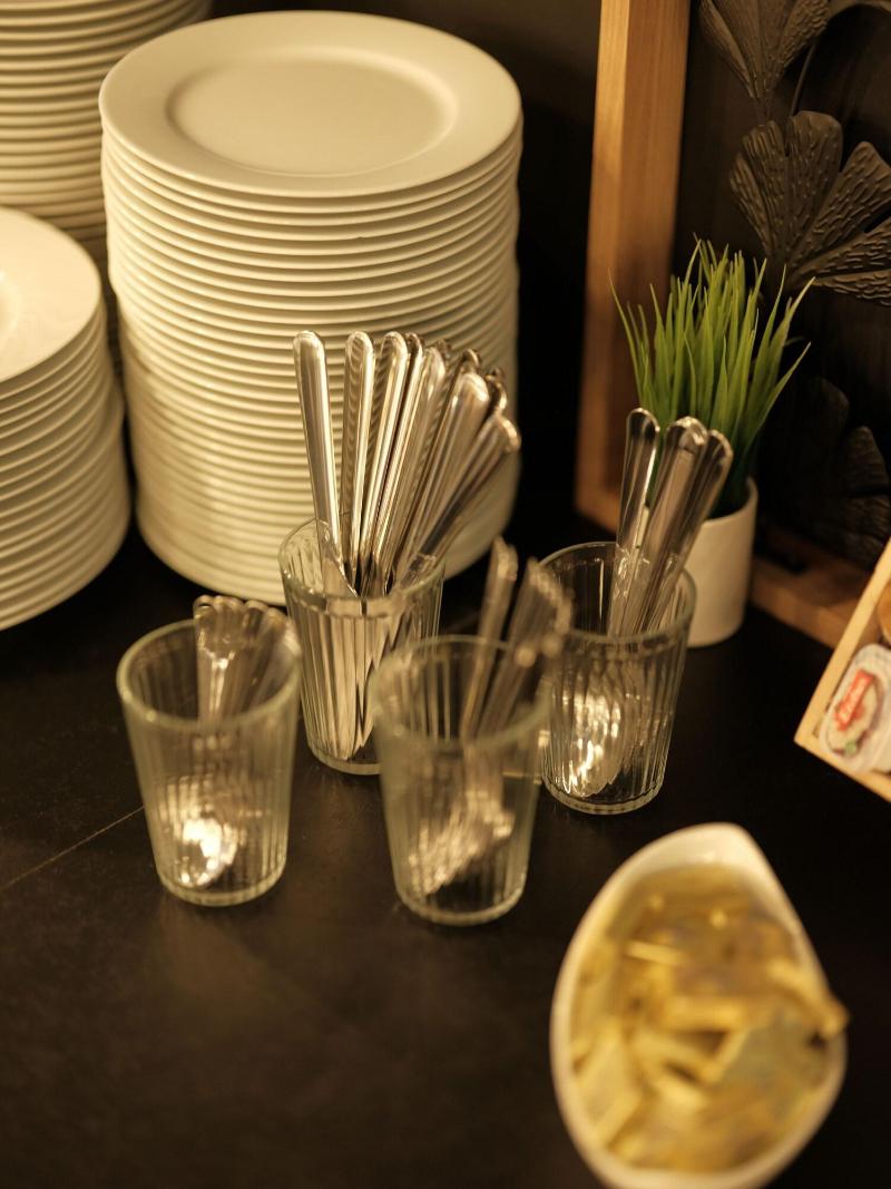 The Rooms - Hotel & House - Restoran