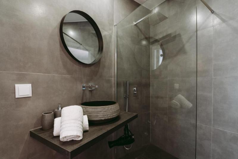 19 Tile Ceramic Concept By Unlock Hotels. - Oda