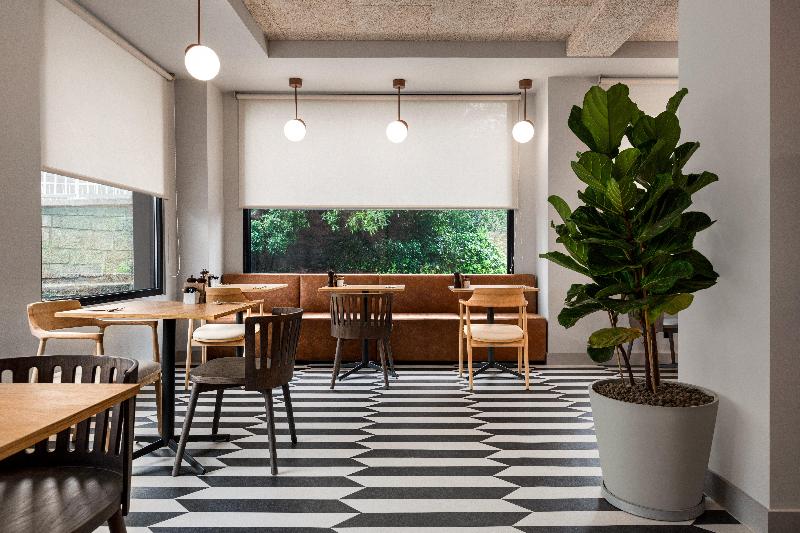 Holiday Inn Express Porto Boavista - Restoran