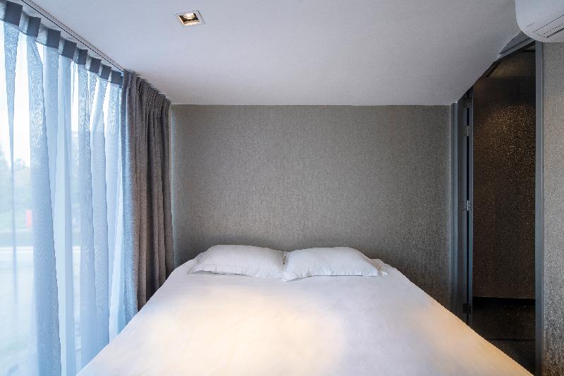 Diamond Capsule Hotel Amsterdam South - Oda