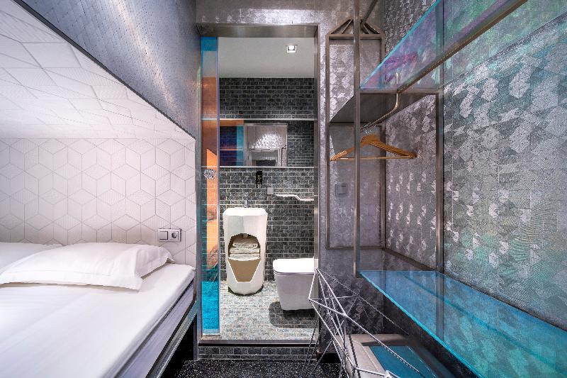 Diamond Capsule Hotel Amsterdam South - Oda