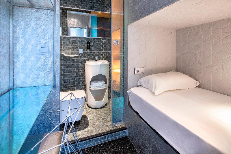 Diamond Capsule Hotel Amsterdam South - Oda