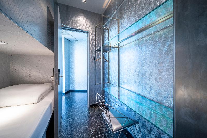 Diamond Capsule Hotel Amsterdam South - Oda