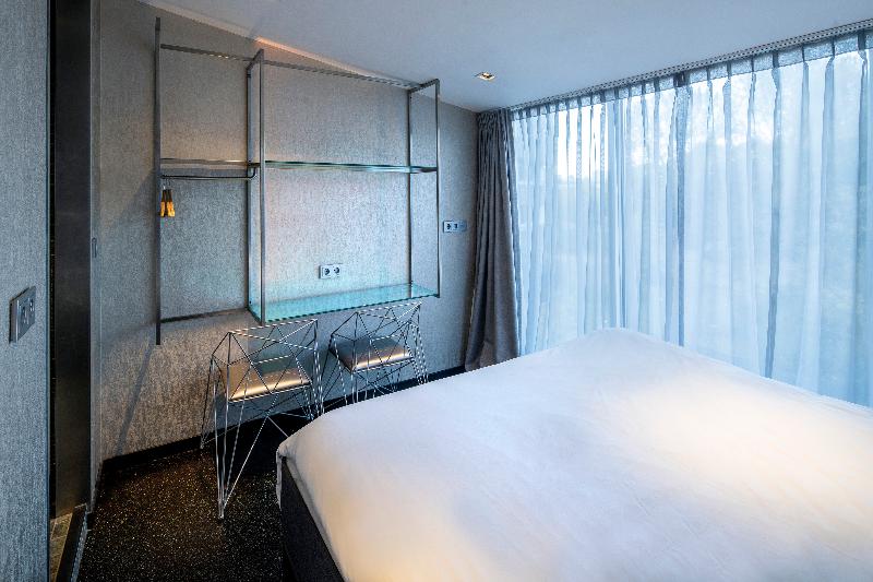Diamond Capsule Hotel Amsterdam South - Oda