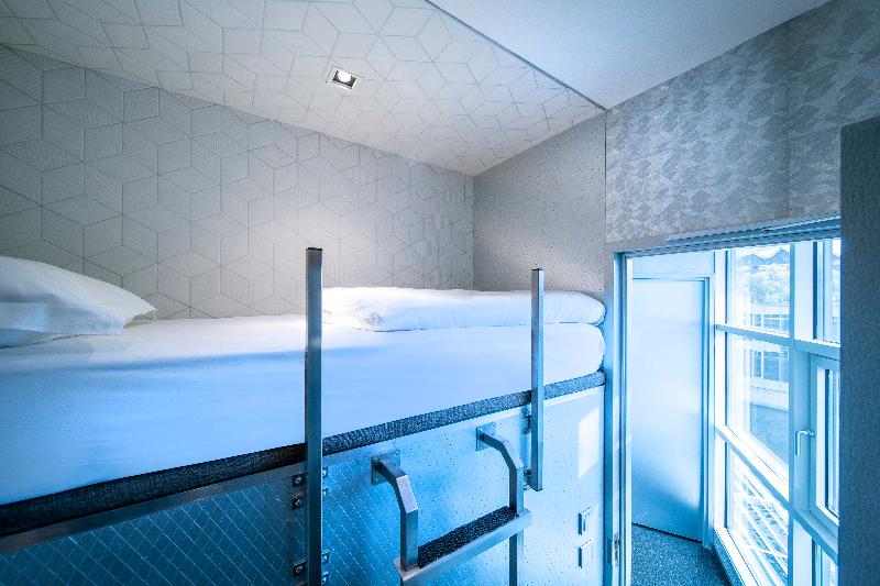 Diamond Capsule Hotel Amsterdam South - Oda