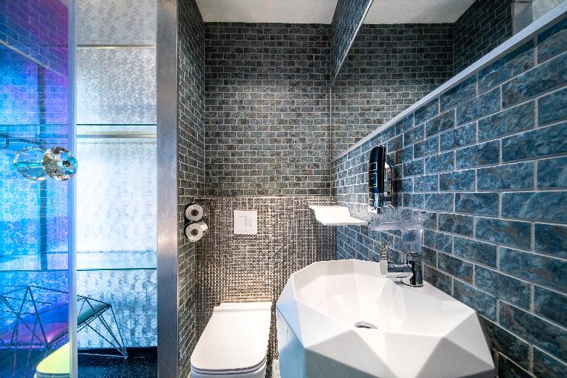 Diamond Capsule Hotel Amsterdam South - Oda
