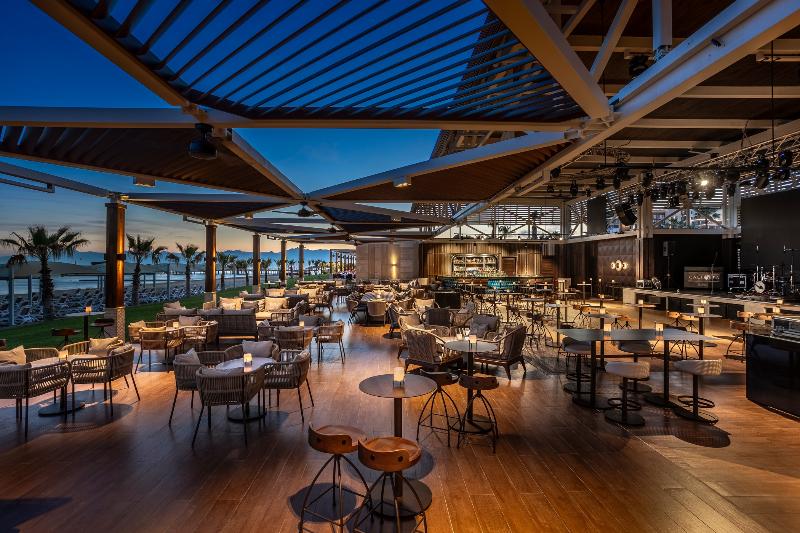 Calista Luxury Resort - Bar