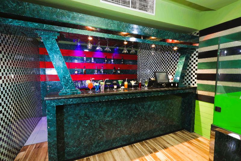 City Tower Hotel - Bar