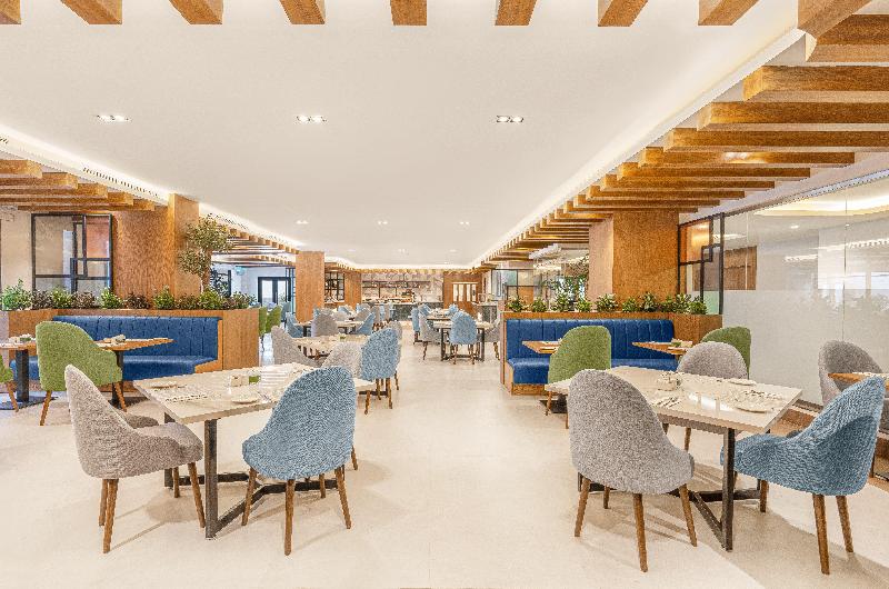 Holiday Inn Riyadh The Business District - Restoran