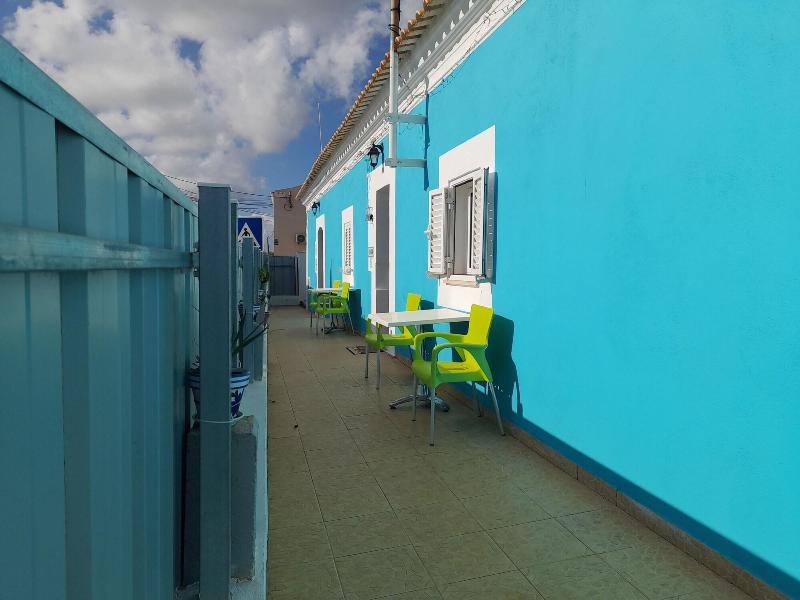 Tropicana Holiday Apartments - Genel