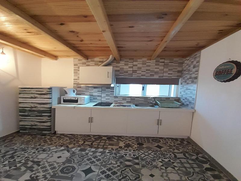 Tropicana Holiday Apartments - Oda