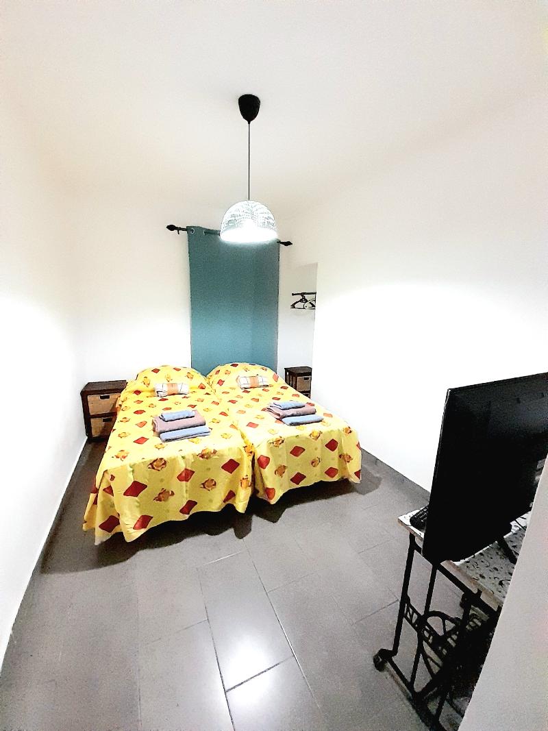Tropicana Holiday Apartments - Oda