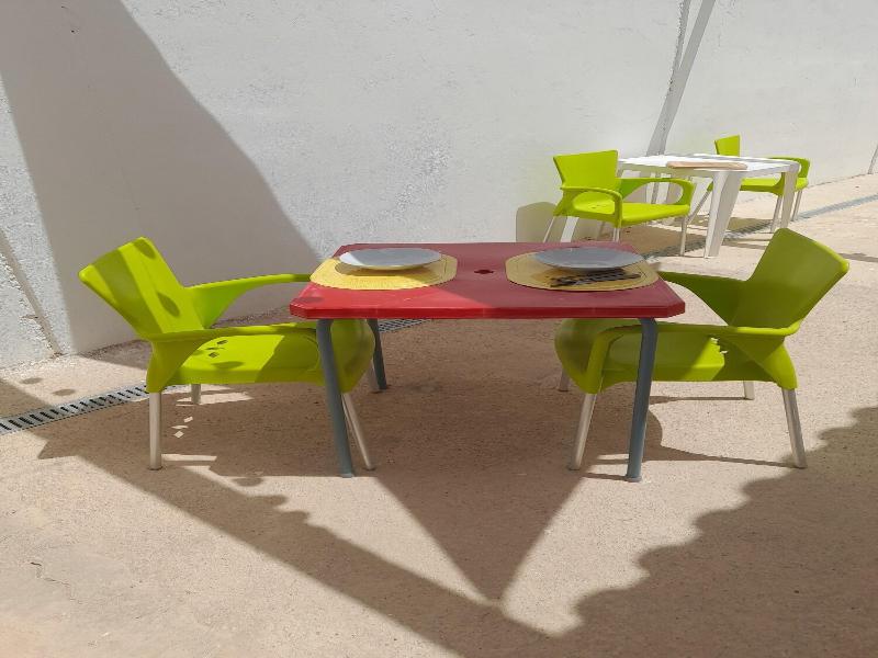 Tropicana Holiday Apartments - Oda