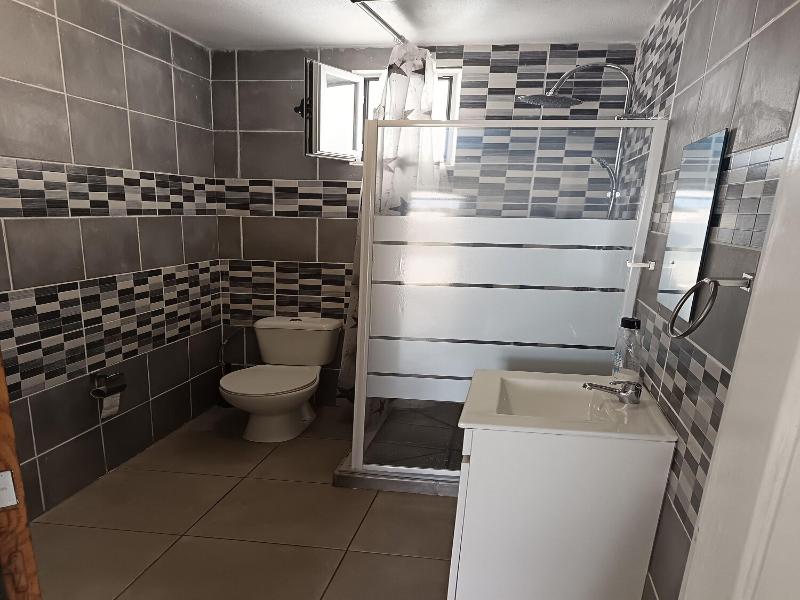 Tropicana Holiday Apartments - Oda
