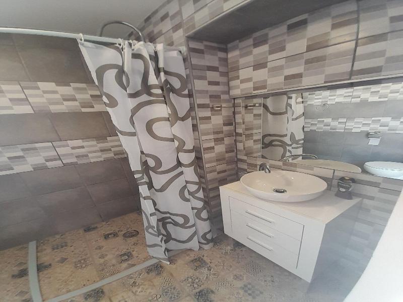 Tropicana Holiday Apartments - Oda