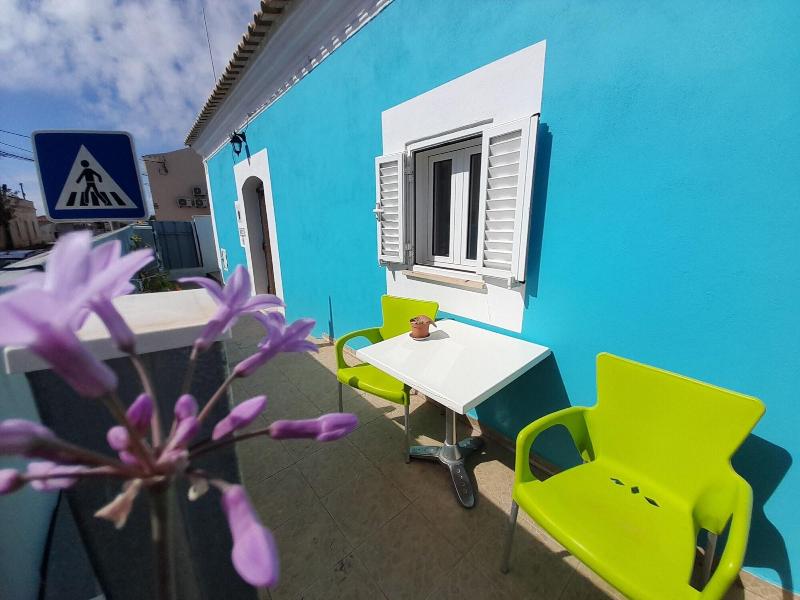 Tropicana Holiday Apartments - Oda
