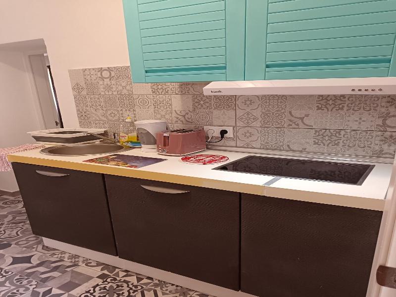 Tropicana Holiday Apartments - Oda