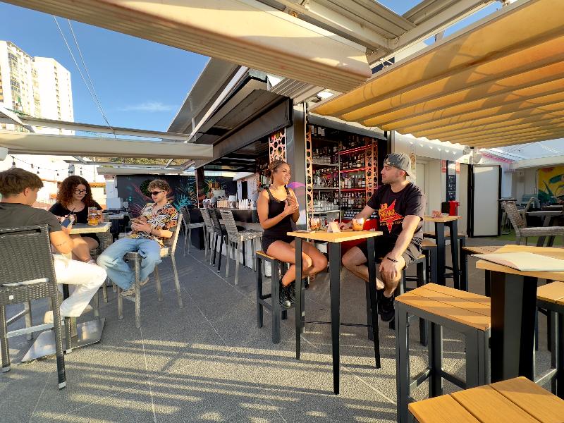Atypicap Capsule Hostel - Bar