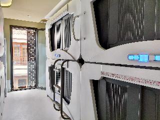 Atypicap Capsule Hostel fotoÄŸrafÄ±