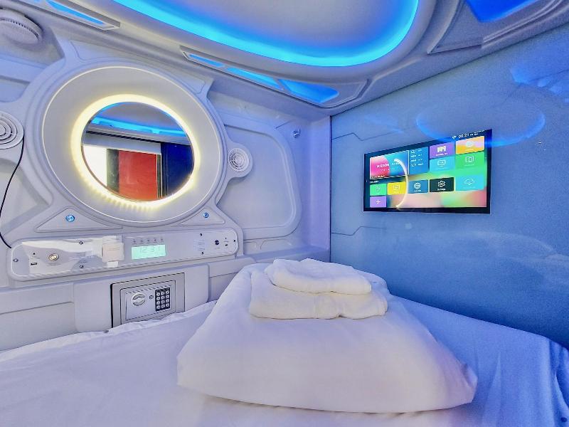 Atypicap Capsule Hostel - Oda