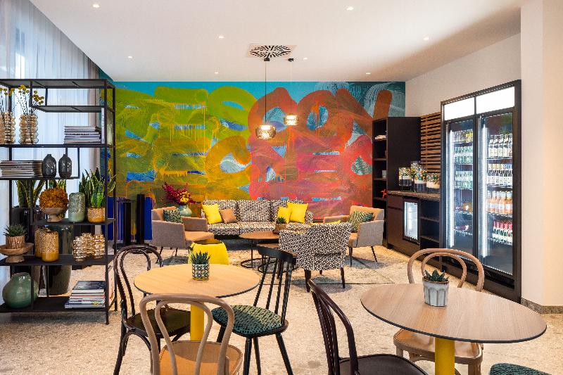 Vienna House Easy Wyndham Berlin Potsdamer Platz - Bar