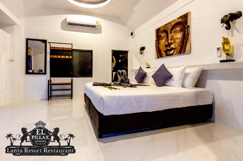 El Pillax Lanta Resort - Oda