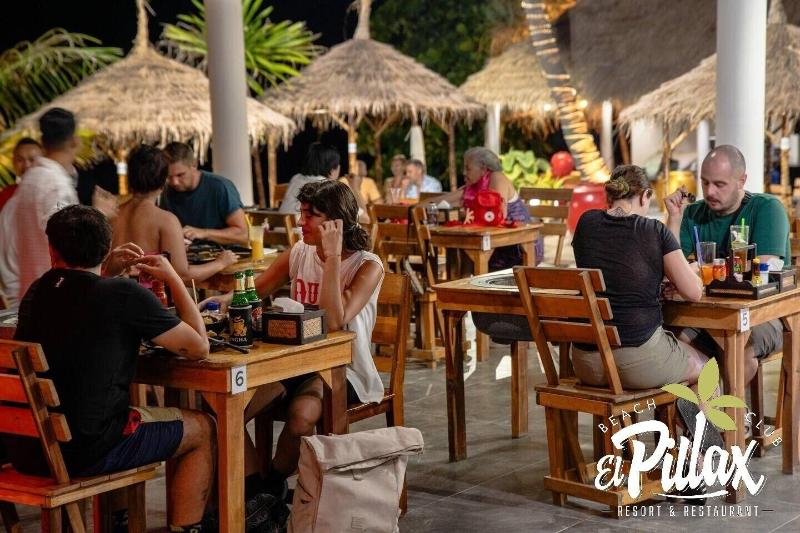 El Pillax Lanta Resort - Restoran