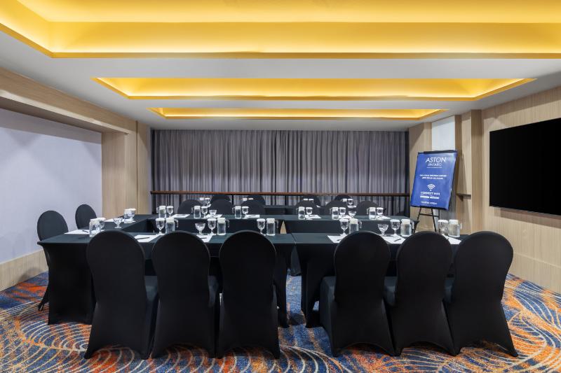 Aston Bintaro Hotel & Conference Center - Toplantı
