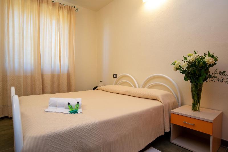 S'ena Hotel - Oda