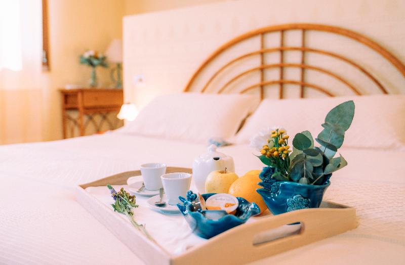 S'ena Hotel - Oda