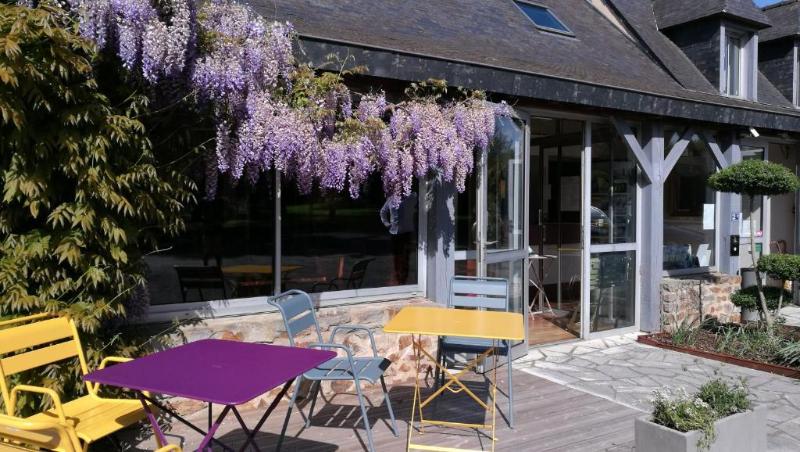 Logis Hotel Lodge La Valette - Genel