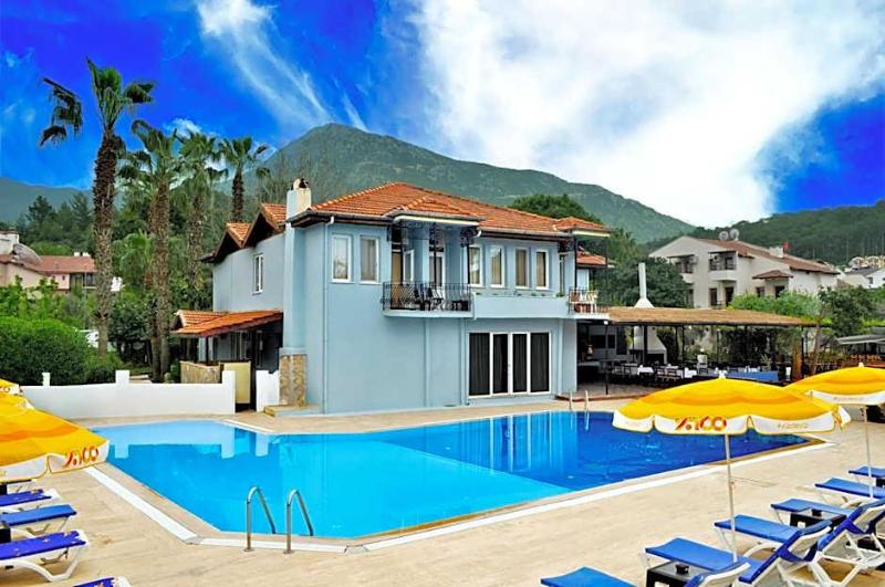 Native Hotel - Genel