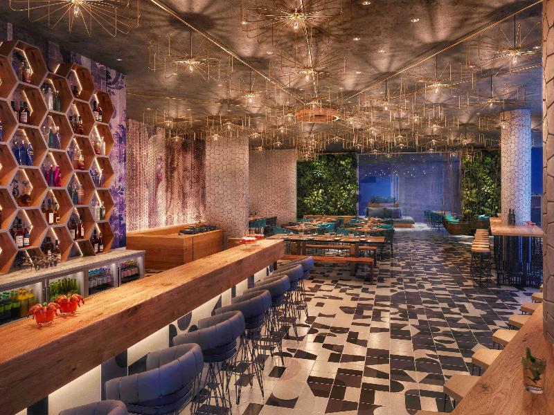 Movenpick Hotel And Apartments Ghala Muscat - Bar