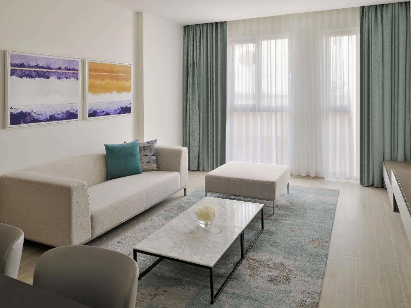Movenpick Hotel And Apartments Ghala Muscat - Oda