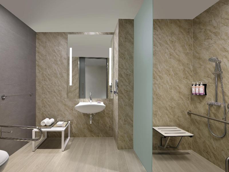Movenpick Hotel And Apartments Ghala Muscat - Oda