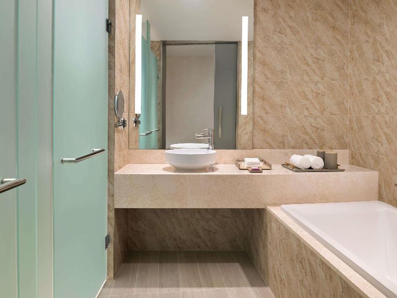 Movenpick Hotel And Apartments Ghala Muscat - Oda