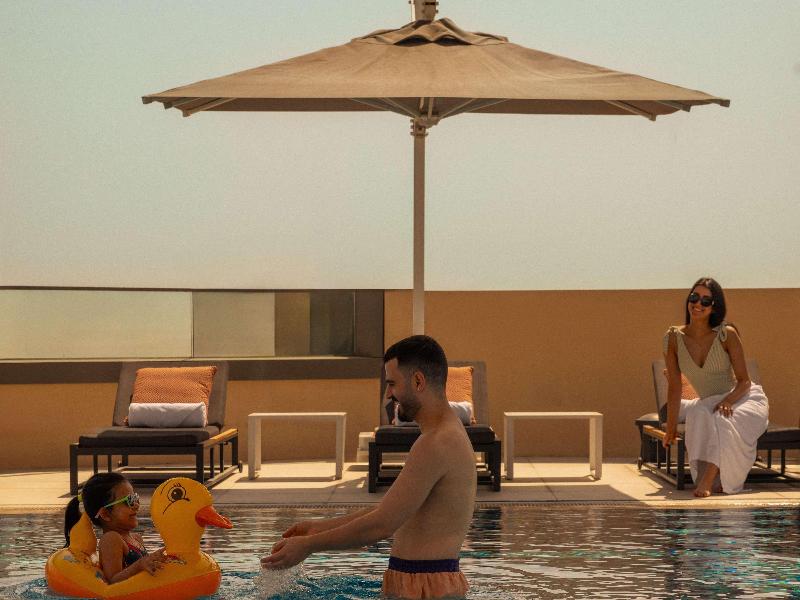 Movenpick Hotel And Apartments Ghala Muscat - Havuz