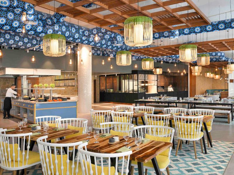 Movenpick Hotel And Apartments Ghala Muscat - Restoran