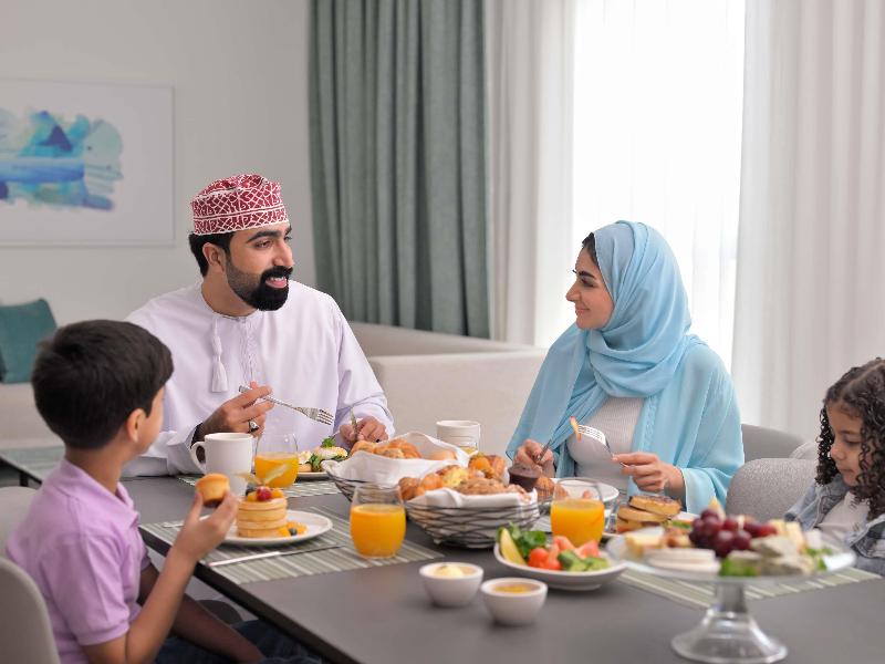 Movenpick Hotel And Apartments Ghala Muscat - Restoran