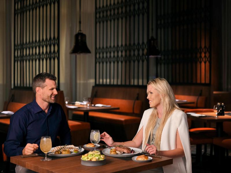 Movenpick Hotel And Apartments Ghala Muscat - Restoran